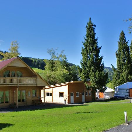 Villa Donkey Chalet Degersheim Екстериор снимка