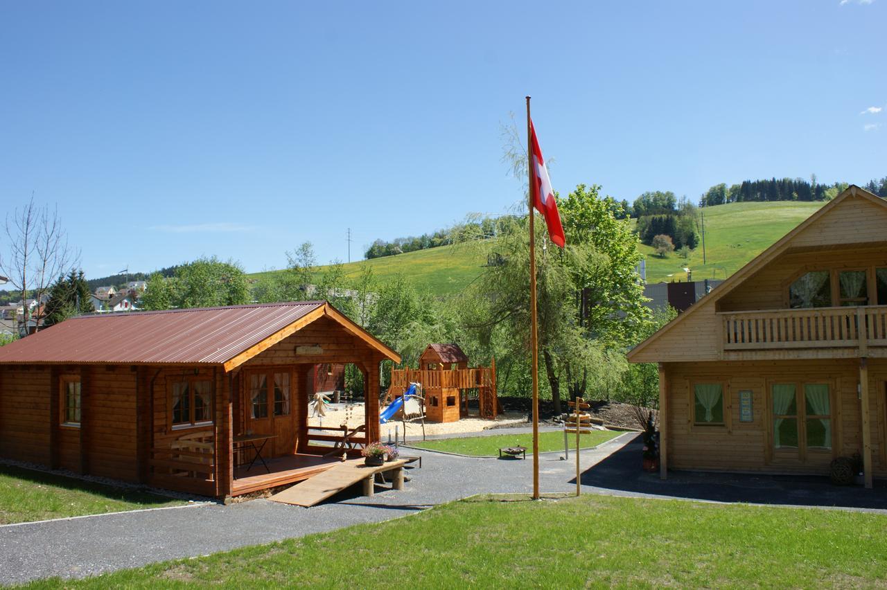 Villa Donkey Chalet Degersheim Стая снимка